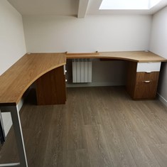 Escritorio y cajonera