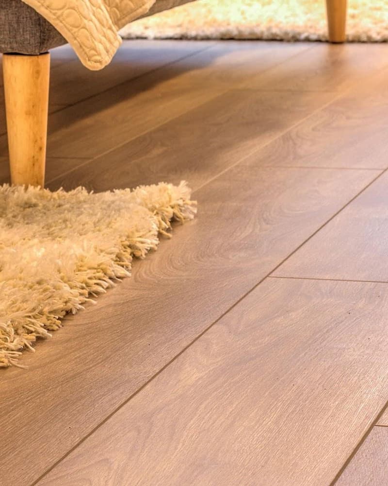 ¡También instalamos parquets y tarimas!